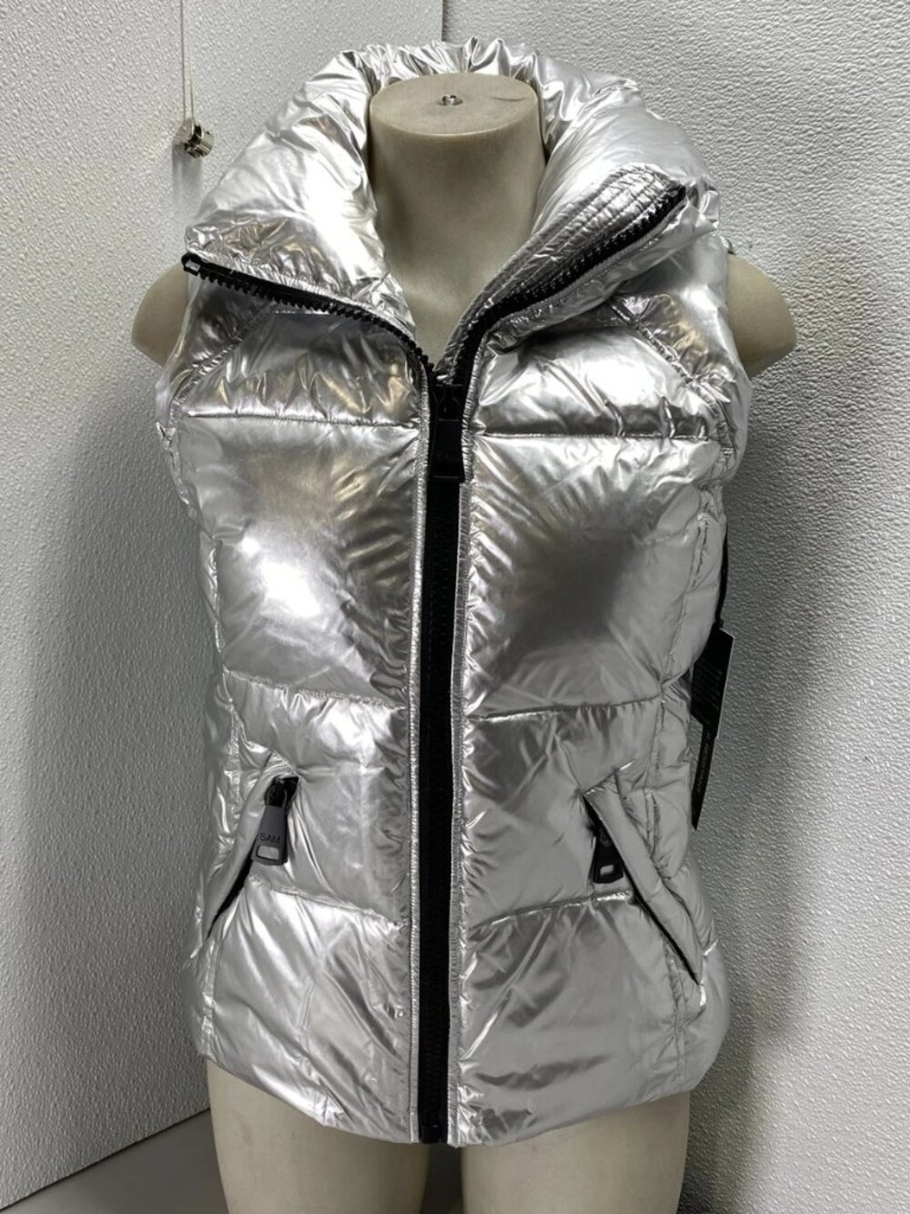 SAM. New York Womens Freedom Puffy Metallic Vest Size S Silver